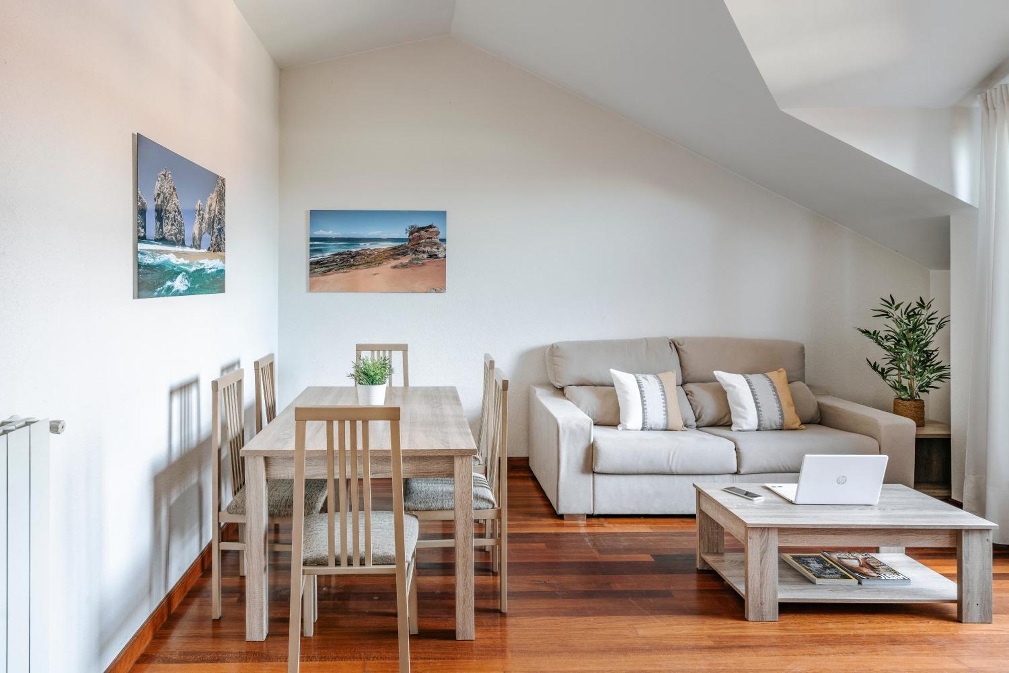 Apartamentos Alday Maliaño Extérieur photo