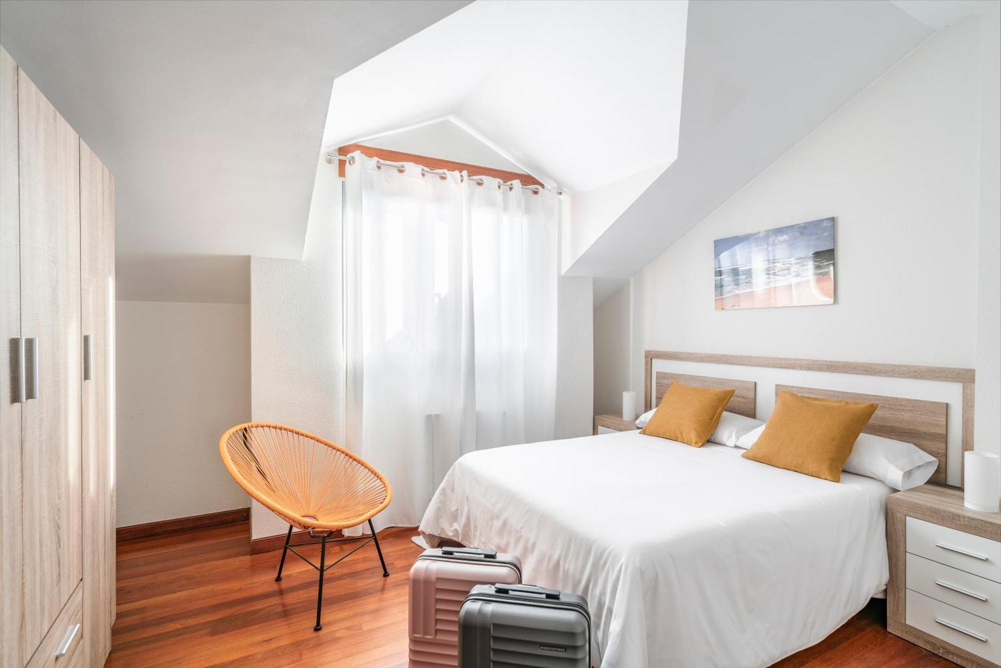 Apartamentos Alday Maliaño Extérieur photo