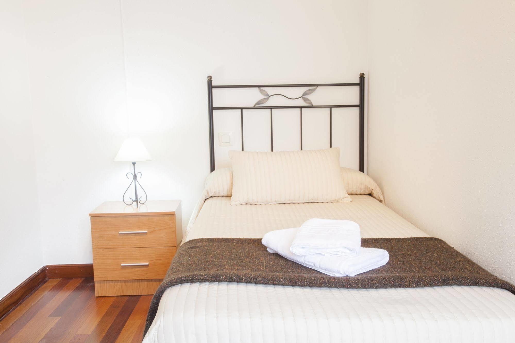 Apartamentos Alday Maliaño Extérieur photo